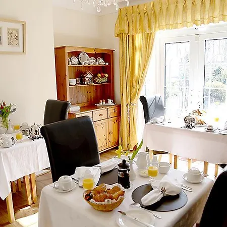 Auburn Bed & Breakfast